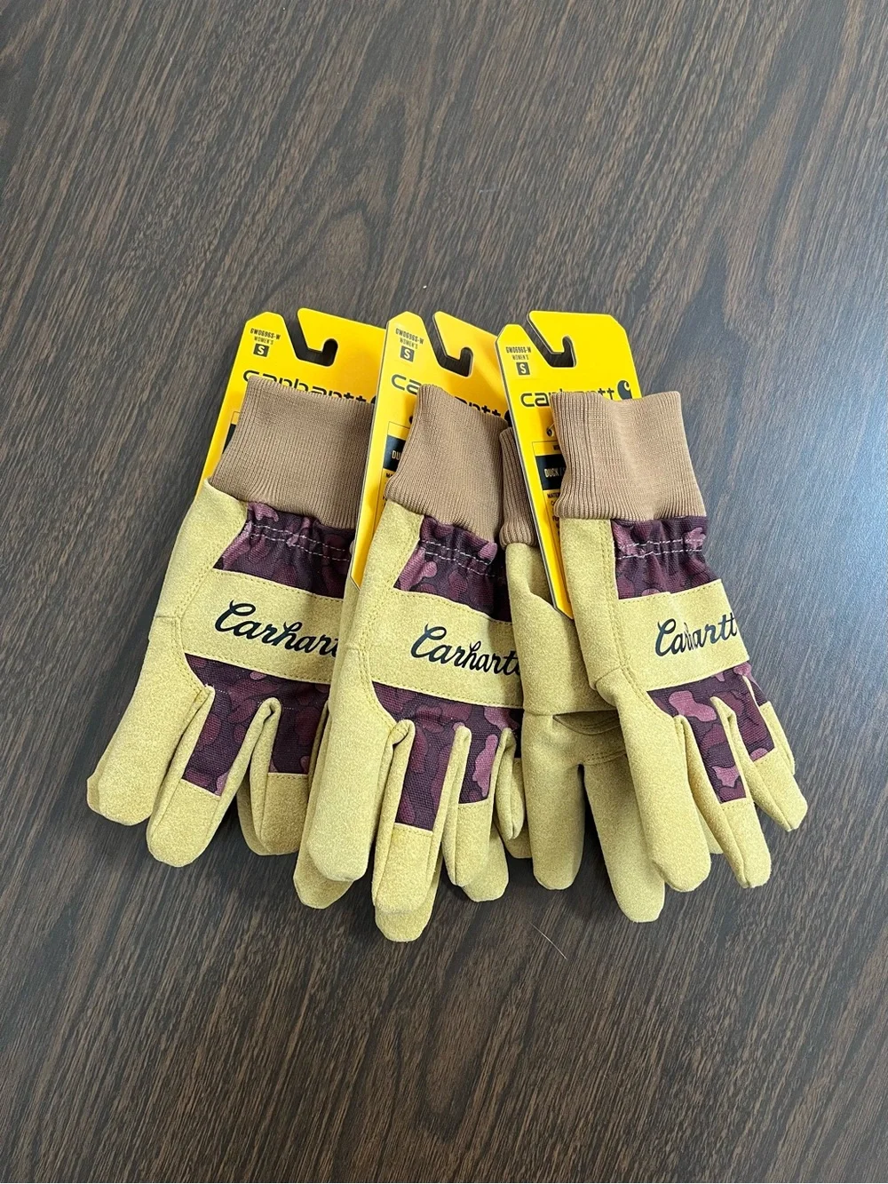 Carhartt Women’s Duck Synthetic Suede Knit Cuff Gloves Deep Wine Camo Small NWT